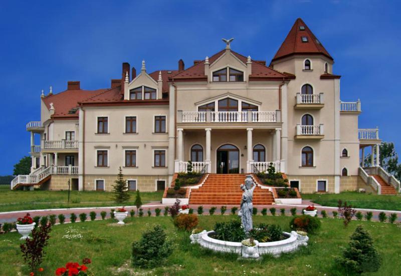 Palac Koronny Noclegi & Wypoczynek Wodzisław 外观 照片